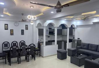 j k apartment has Smoking/Balcony rooms