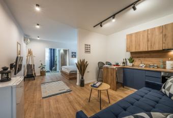 Atomium apartments has Balcony rooms