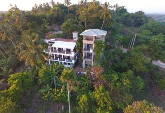 Lara s place has Balcony rooms