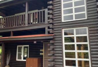 Peach Holiday Manoranor has Balcony rooms