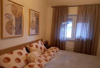 Apartman Mirella has Balcony rooms