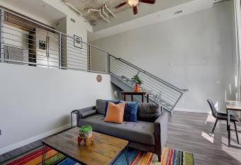 FRONTDESK Pointe on Rio Apts West Campus Austin allows 18 year olds to book a room