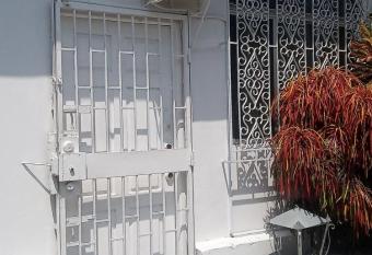 boel Habitaci  n Doble en Guayaquil allows 18 year olds to book a room