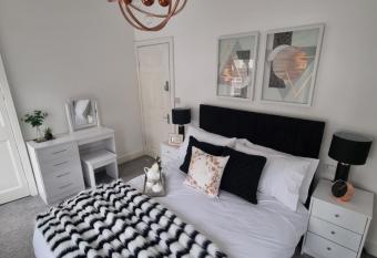 Bronallt luxury allows 18 year olds to book a room