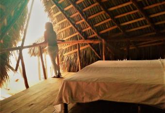 Beach Cabarete Lodge Eco De Luxe Surf, Kite, Yoga has rooms with a private hot tub
