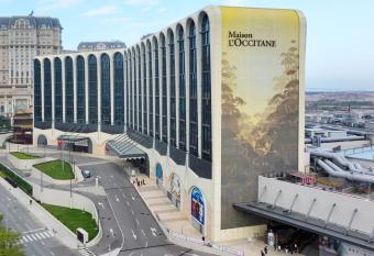 Maison L OCCITANE allows 18 year olds to book a room