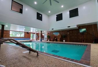 Whitefish Lake Home with Heated Indoor Pool has Balcony rooms