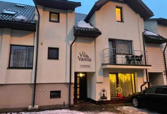 Vila Vanila allows 18 year olds to book a room