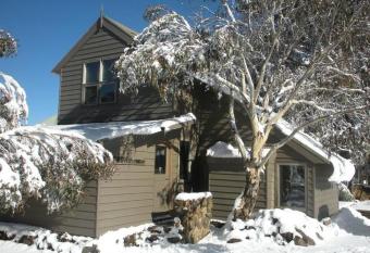 Kirwin - Cosy chalet, location perfect... has Balcony rooms