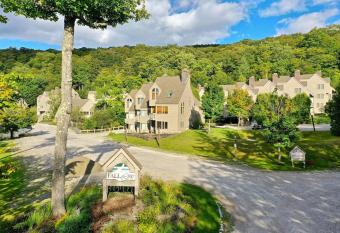 Fall Line Condos by Killington VR - 3 Bedrooms has Balcony rooms