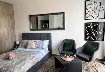 Studio Apartman Lucija allows 18 year olds to book a room