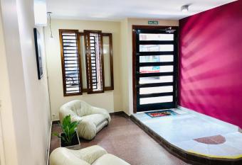 Hotel Atenas allows 18 year olds to book a room
