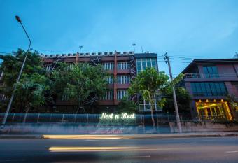 Nest n Rest Hotel has Balcony rooms