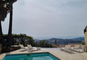 Mountain Beach Villa with panorama view & private pool & sun terrasse has Balcony rooms