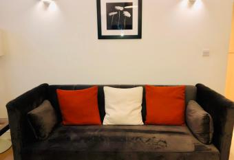 Luxury apartment in the heart of Bath has Balcony rooms