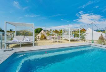 Camp Jordan has Balcony rooms