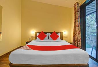 Flagship 84774 Nine Residency allows 18 year olds to book a room