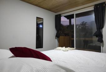 La caba  ita VIP has Balcony rooms