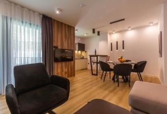 Villa Braga a3 has Balcony rooms