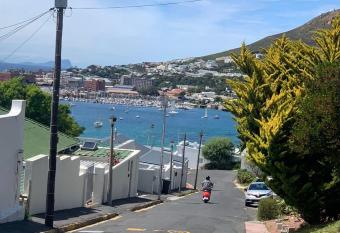 Heaven on Earth has Balcony rooms