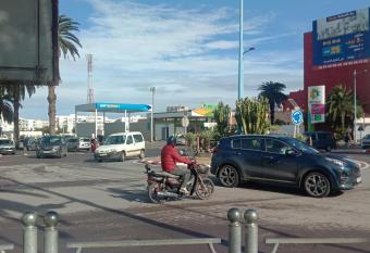 Appartement 5    BOUZNIKA has Balcony rooms