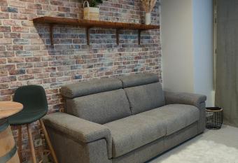 Au Spa de LLEA allows 18 year olds to book a room