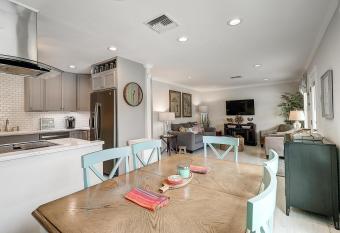 Flamingo Flats allows 18 year olds to book a room