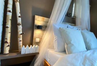 Casa De Palmas has Balcony rooms