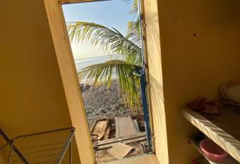 kolay chambre HOTE allows 18 year olds to book a room