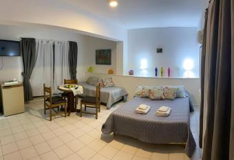 Portillo Apartments has Balcony rooms