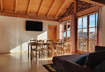 Ruhige Lage schnelles Internet 100 Mbits Netflix LG TV 4K 55 has Balcony rooms