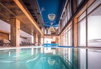 Gudauri ATRIUM Apartments has Balcony rooms