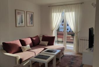 Apartman MiMa has Balcony rooms