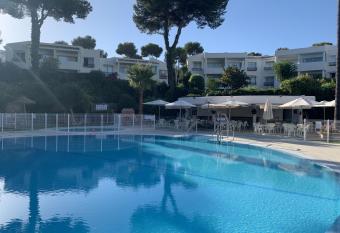 Spanish Delight Miraflores Resort has Balcony rooms