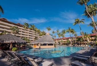 Best Location in Medano Beach -Marina Sol LRG 2 Bed Steps to Beach, Downtown & Marina has Balcony rooms