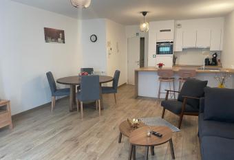 Modern appartement centrum Oostende allows 18 year olds to book a room