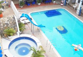 Villa del Rosario has Balcony rooms