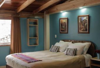 Do  a Catta Casa Boutique allows 18 year olds to book a room