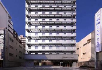 Toyoko Inn JR Kobe eki Kita guchi has Smoking rooms