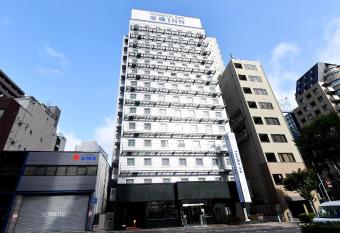 Toyoko Inn Kobe Sannomiya eki Shiyakusho Mae has Smoking rooms