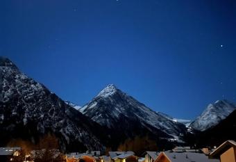 Charming and Bright Studio with Great View has Balcony rooms