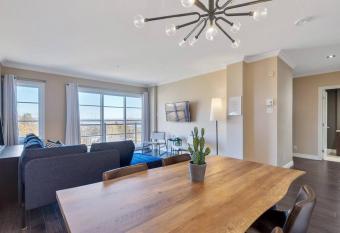 INITIAL - ROAD TRIP - Chutes-Montmorency - VUE FLEUVE has Balcony rooms