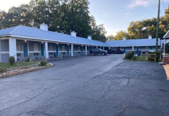 Budget Inn Express allows 18 year olds to book a room