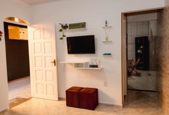 Moni & Junior Hospedagem has Balcony rooms