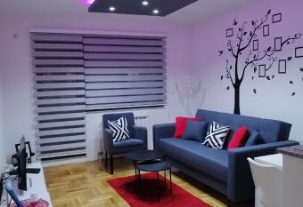 Arony Isto  no Sarajevo has Balcony rooms