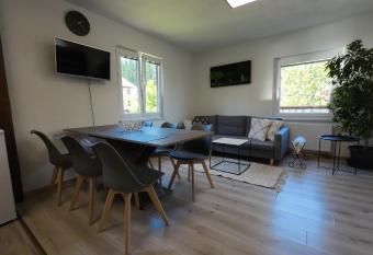 Apartm  n Andrea has Balcony rooms