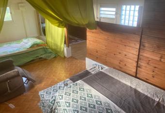 Citron vert has Balcony rooms