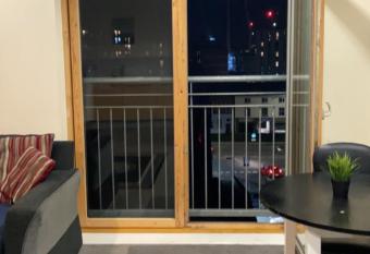 2 bedroom apartment city centre Birmingham allows 18 year olds to book a room