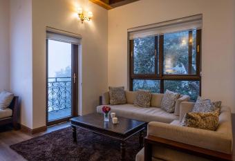 StayVista at Slice of Heaven has Balcony rooms