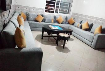 BOUZNIKA Ccc has Balcony rooms